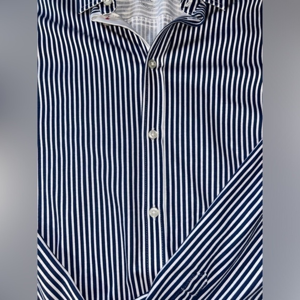 Men’s Desoto Button Down Shirt Size XL Blue/white Pinstripes 100% Cotton EUC